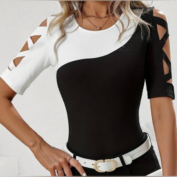 🌞 $6 Cutout Sleeve Black White Contrast Round Neck Asymmetrical Top Sz L (8/10) - Picture 1 of 5